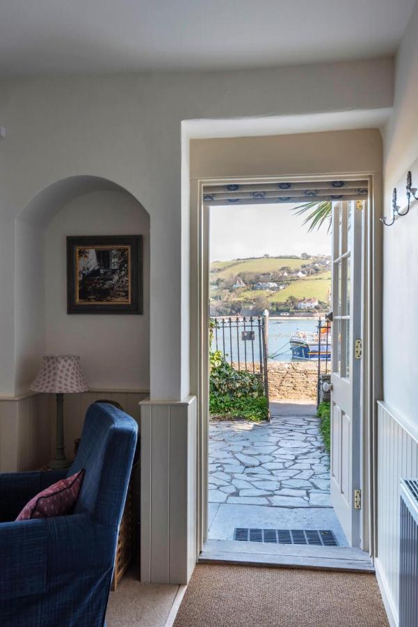 7 Victoria Quay Villa Salcombe Exterior photo