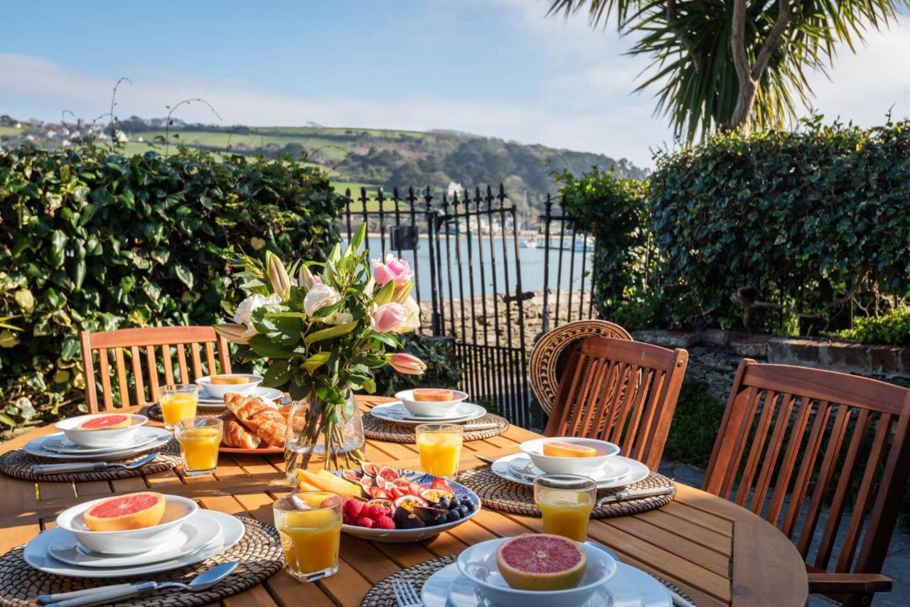 7 Victoria Quay Villa Salcombe Exterior photo